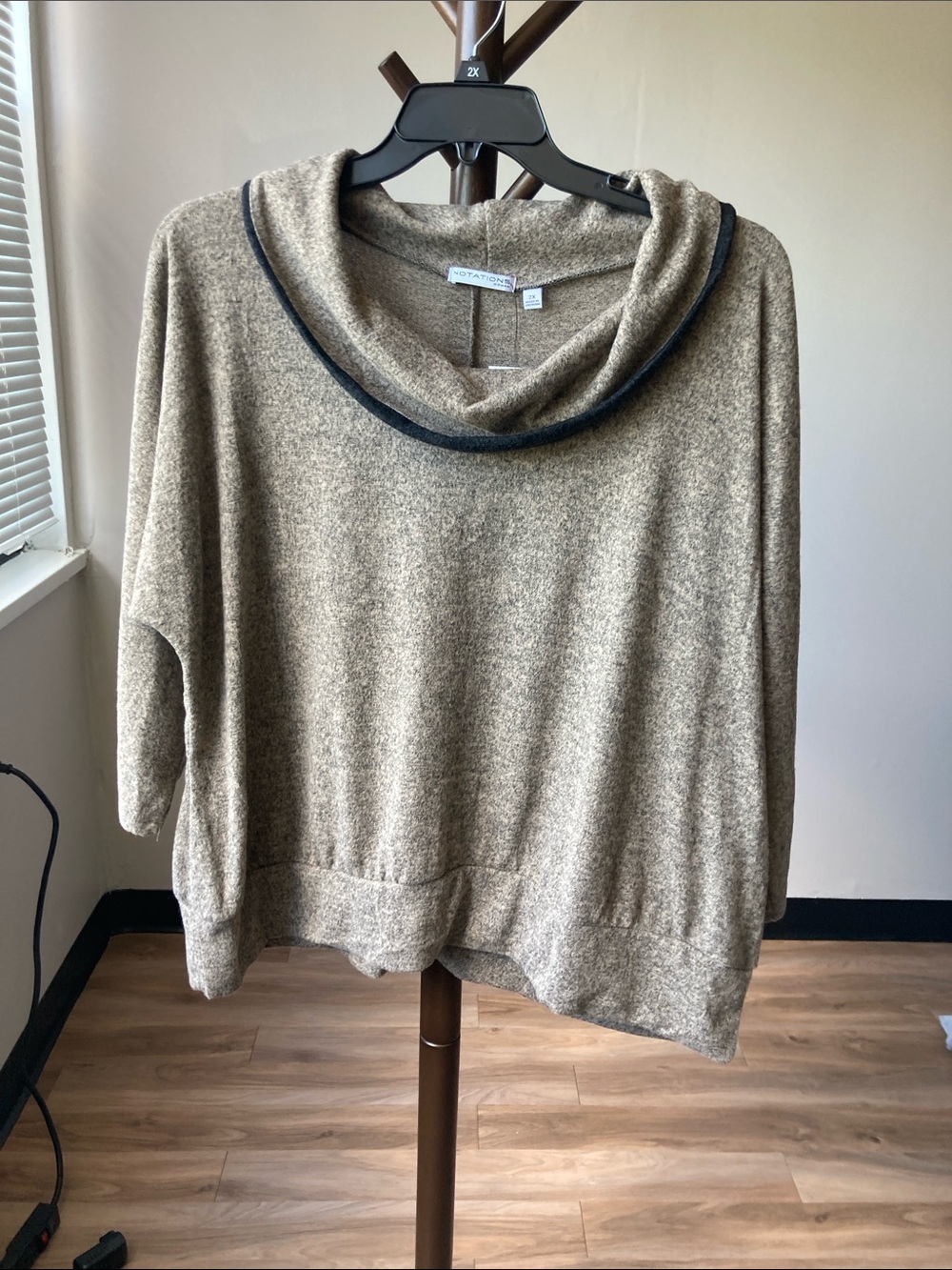 NY Collection heathers tan gray top 2X casual business casual office neutral